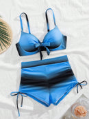 SHEIN Swim Conjunto de Maiô Bikini feminino Tie-Dye com frente torcida e fundos franzidos para as férias de verão na praia