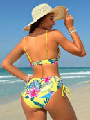 Biquíni Tropical com Bojo e Cintura Alta – Estampa Floral Verão Biquíni Tropical com Bojo e Cintura Alta – Estampa Floral Verão Maritima Moda Praia 