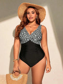 Maiô Geométrico Plus Size Aurora Maiô Geométrico Plus Size Aurora Marina Moda Praia Preto/Branco G 